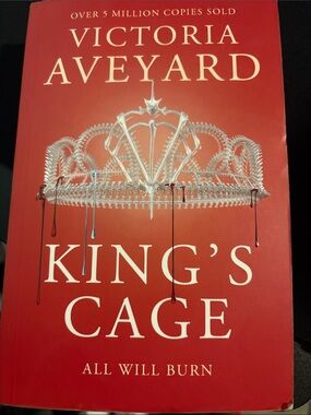 King's Cage by Victoria Aveyard - Red Paperback Novel